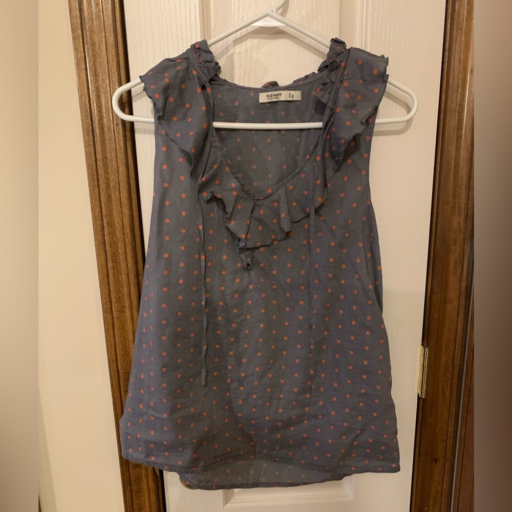 Old Navy ruffle top, size small